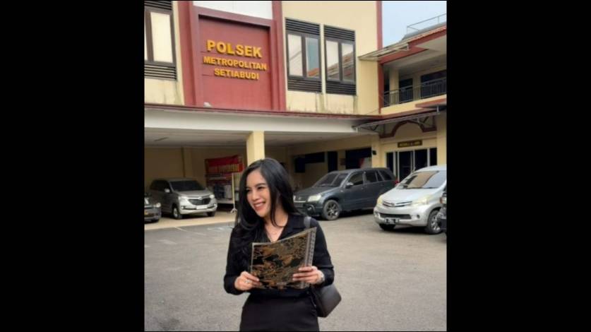 Persoalan Kerjaan Menyerempet Urusan Asmara, Irjen Kementerian ESDM Malah "Kriminalisasi" Seorang Wanita Cantik